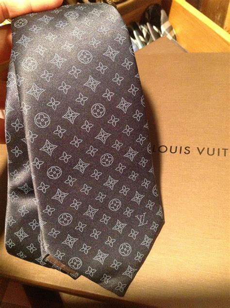 louis vuitton mens ties